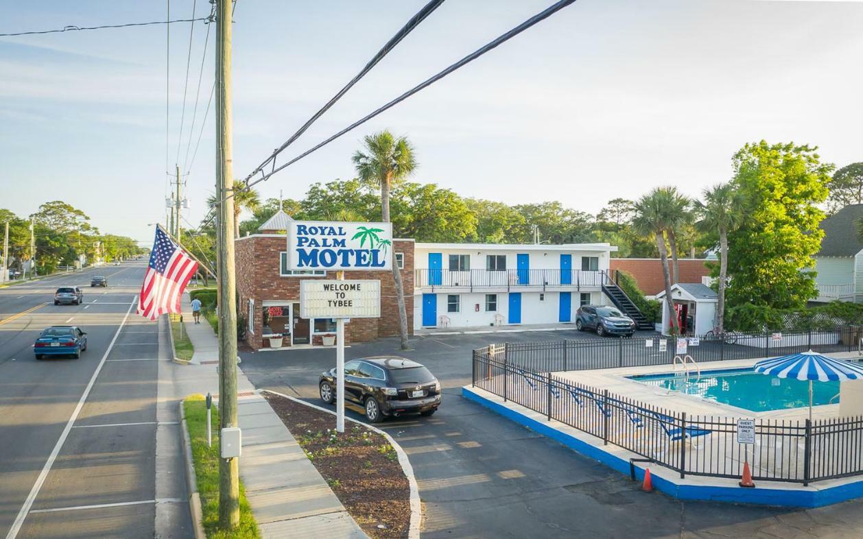 Royal Palms Motel Тайби-Айленд Экстерьер фото